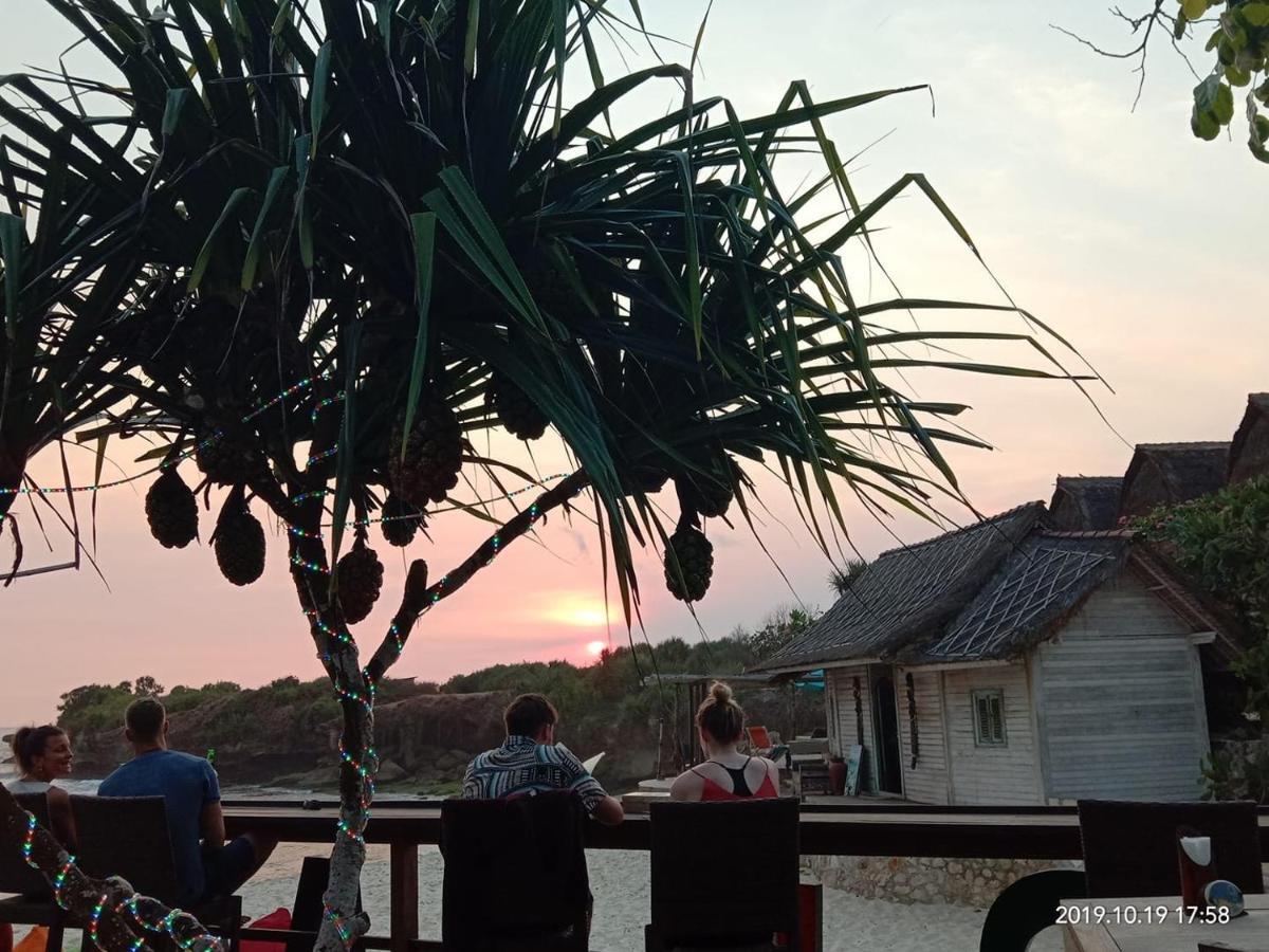 D'Byas Dream Beach Club And Villa Lembongan Exterior foto